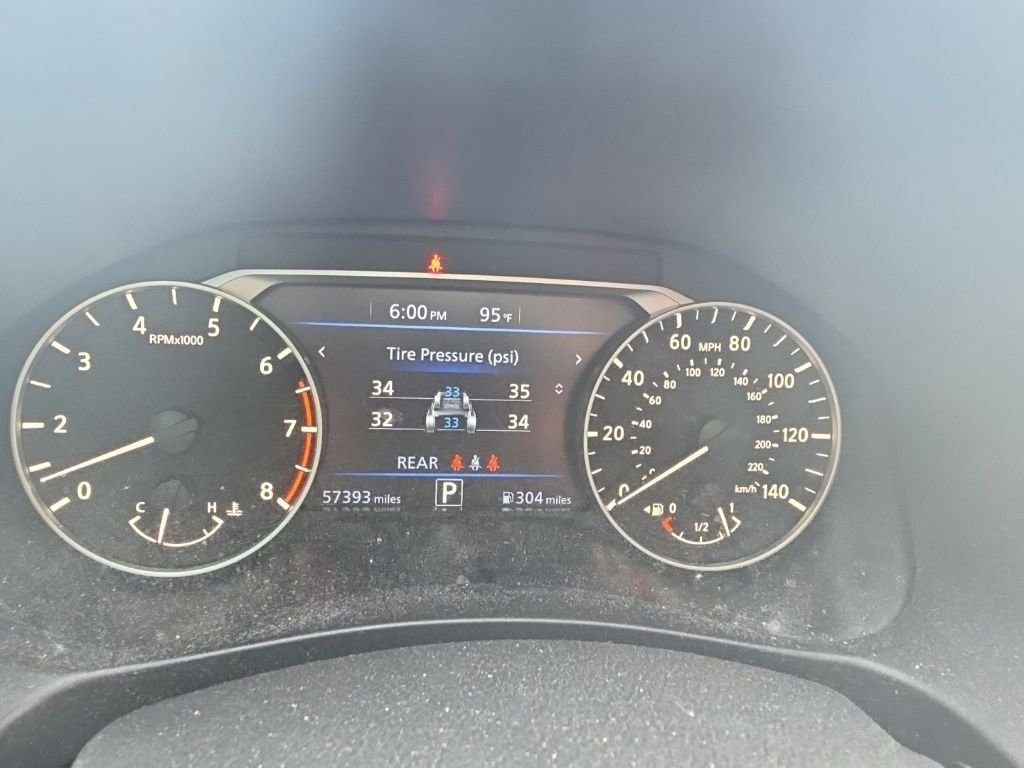 Used 2023 Black Nissan 2.5 SR image 4