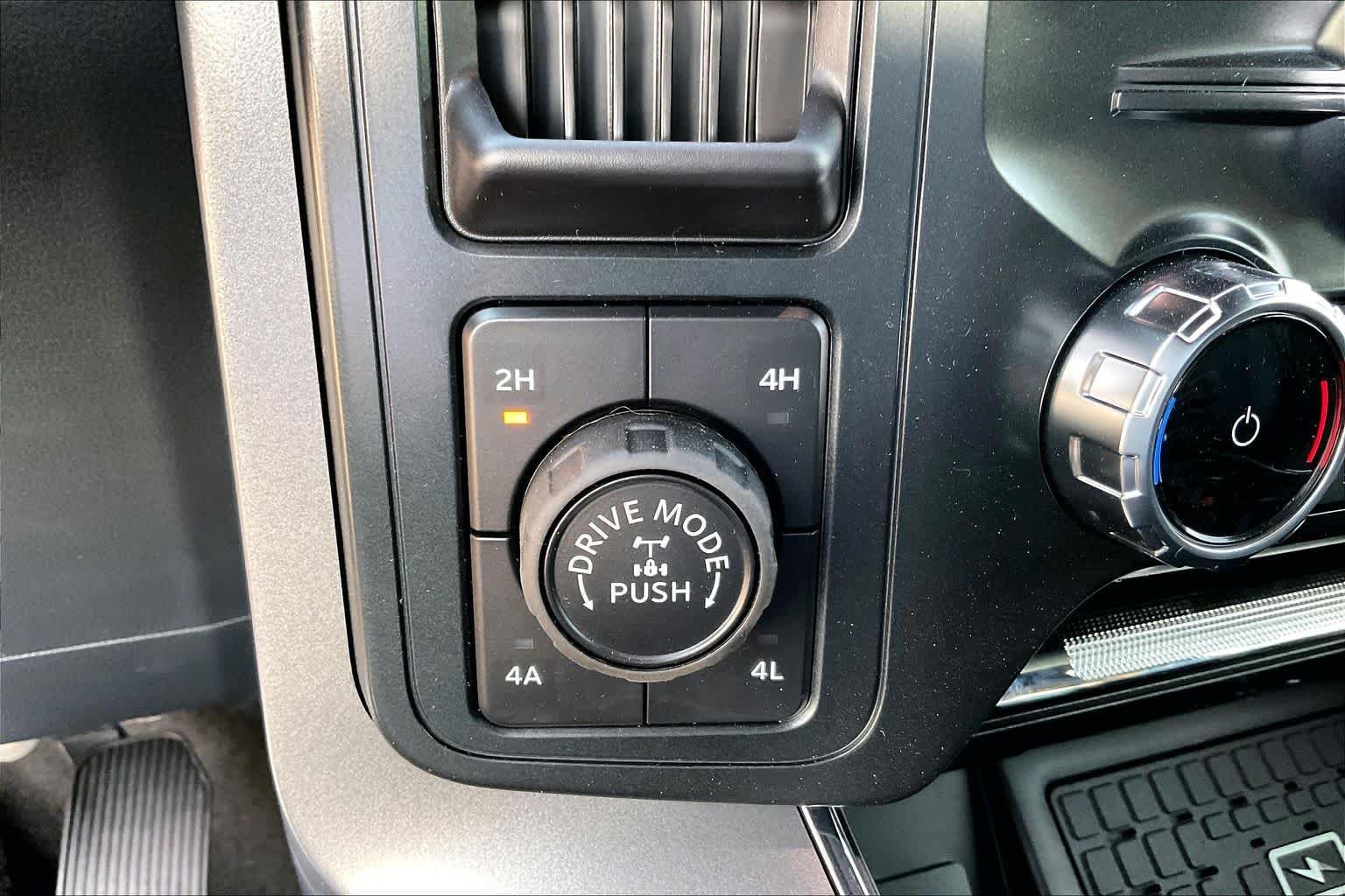 New 2026 Agate Black Metallic Ford Lariat® image 16