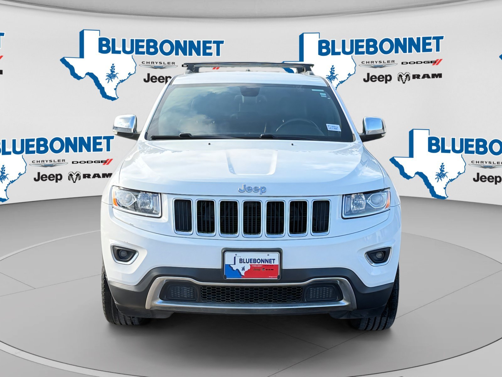 Used 2015 Bright White Clearcoat Jeep Limited image 2