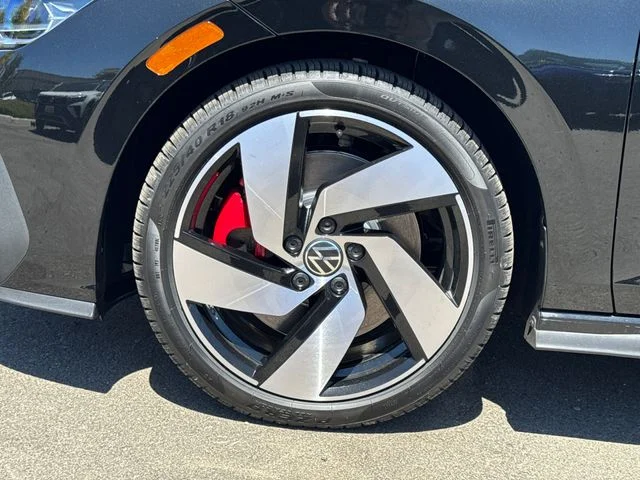 New 2026 Mythos Black Metallic Volkswagen 2.0T S image 9