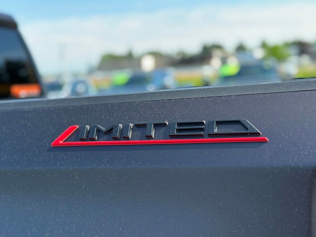 New 2026 Onyx Black GMC AT4 image 48