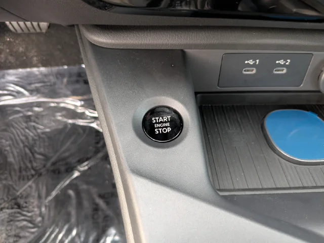 New 2027 Atlantic Gray Metallic / Super Black Two-tone Nissan SR image 22