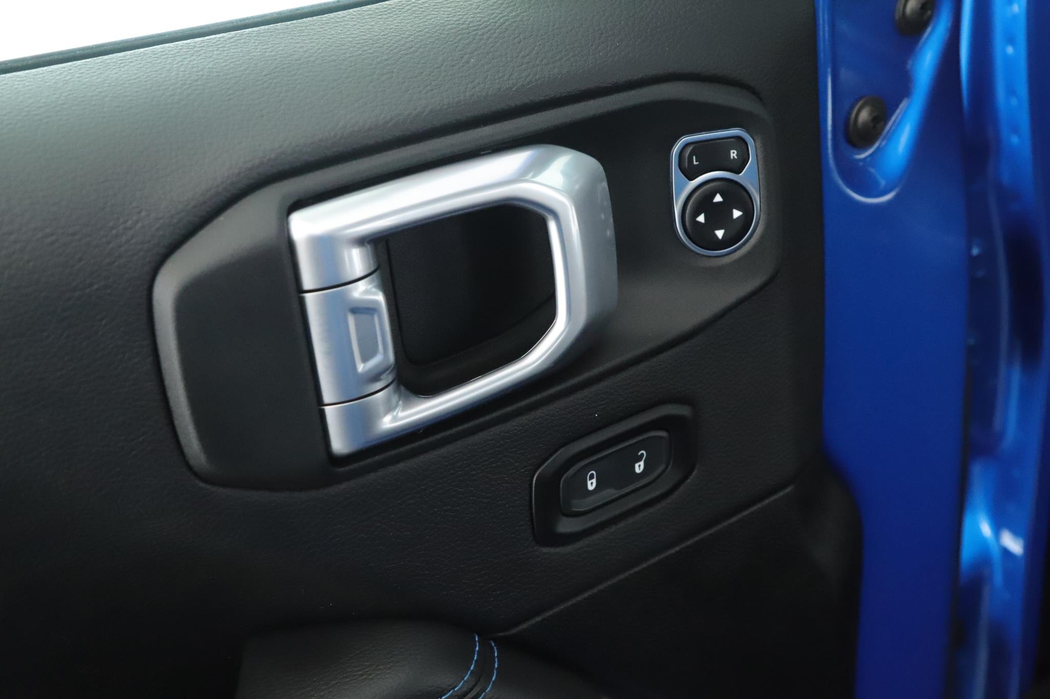 2022 Jeep Wrangler Unlimited Rubicon 4XE - Photo 6