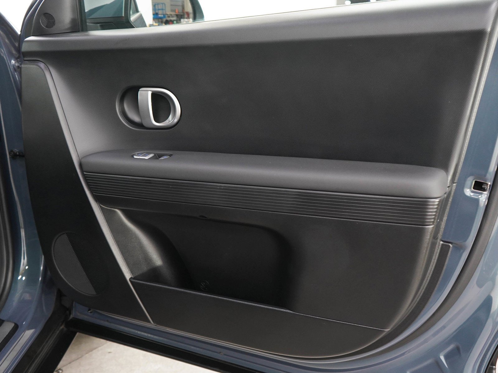 Used 2024 Digital Teal Hyundai SEL AWD image 9
