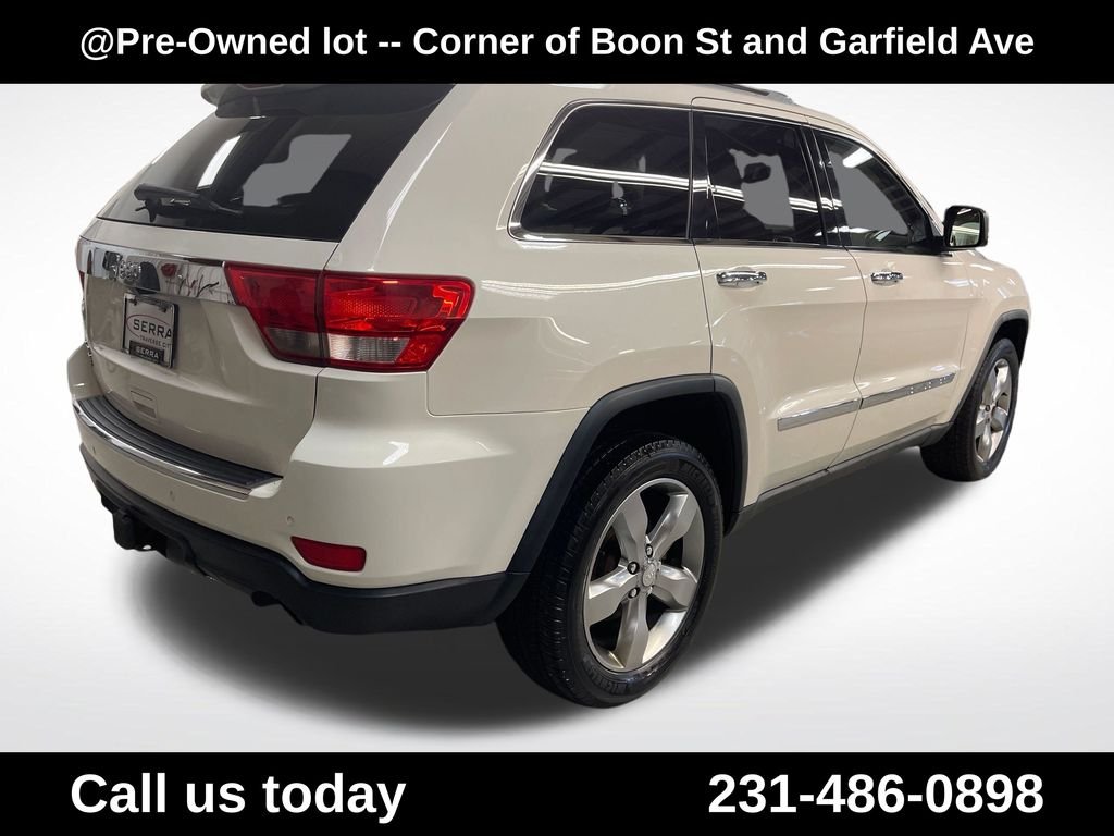 Used 2011 White Jeep Overland image 10