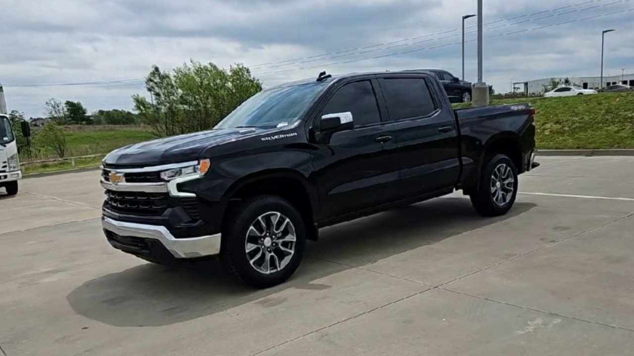 New 2026 Black Chevrolet LT image 43