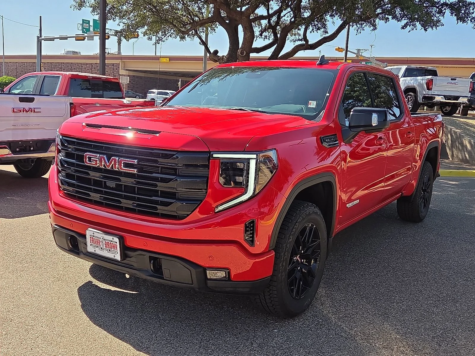 2026 GMC Sierra 4WD Crew Cab Short Box Elevation's photo