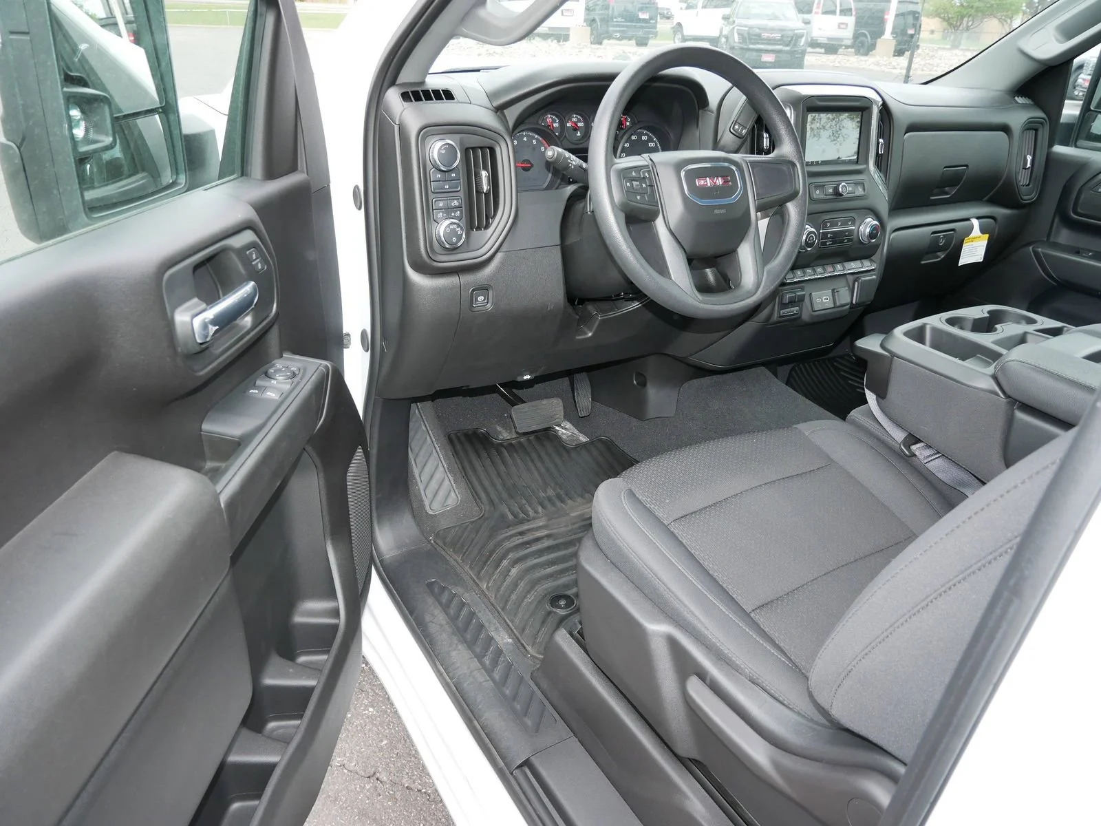 2025 GMC Sierra 3500HD Pro - Photo 11