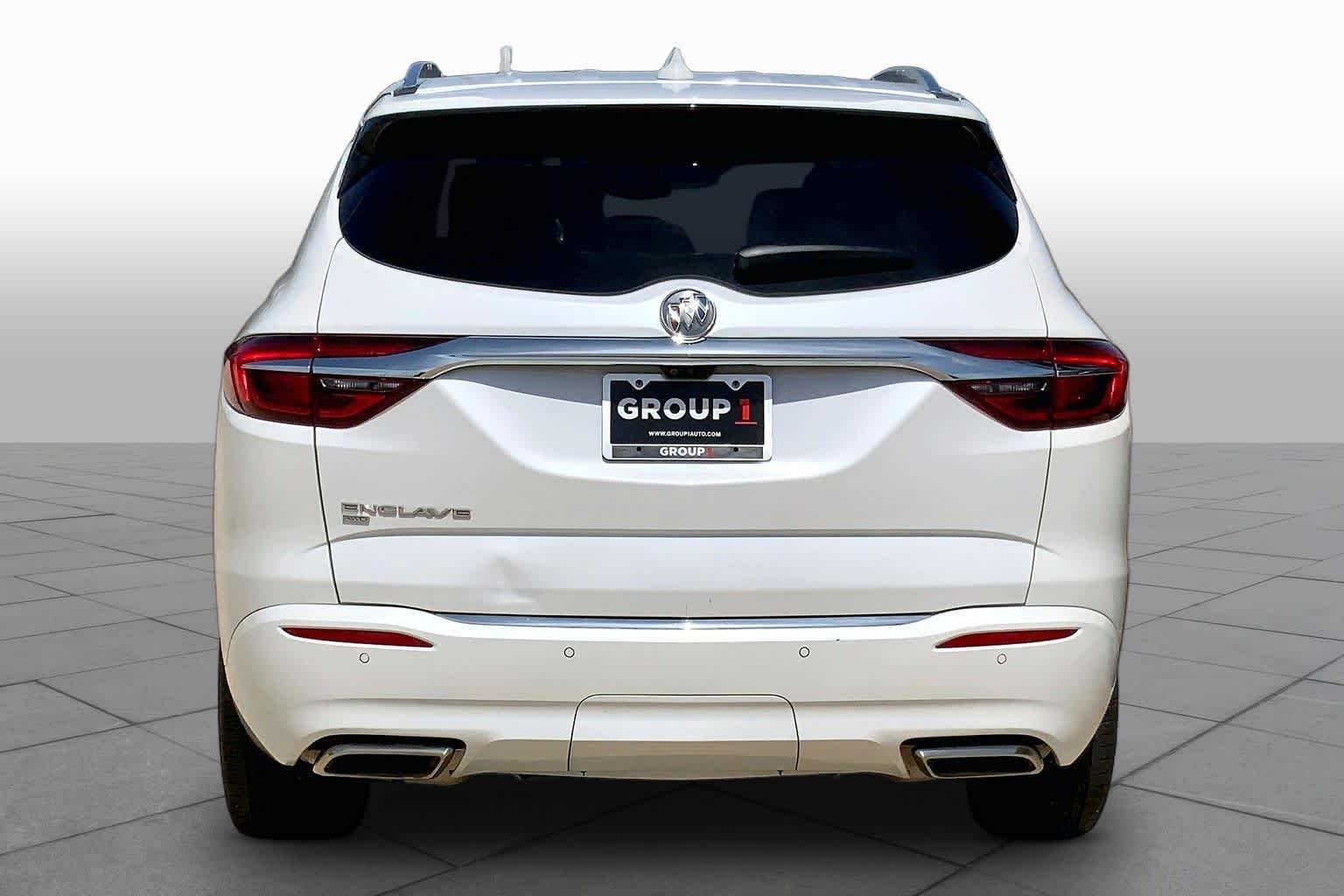 Used 2021 White Frost Tricoat Buick Avenir image 5