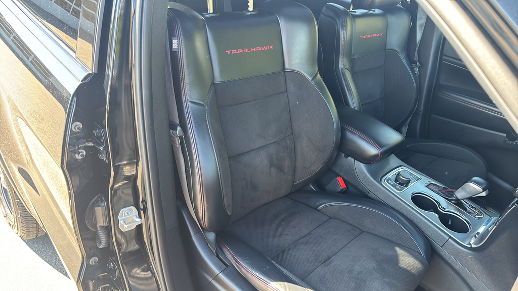 Used 2020 Black Jeep Trailhawk image 22