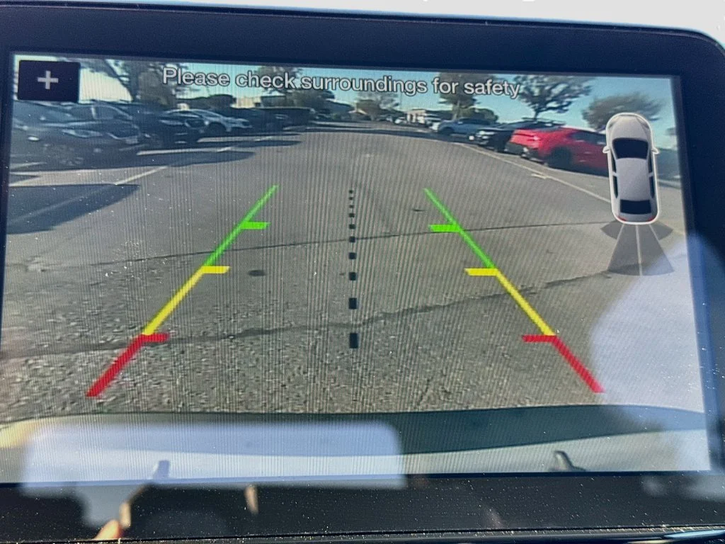 Used 2018 White Ford SE image 16