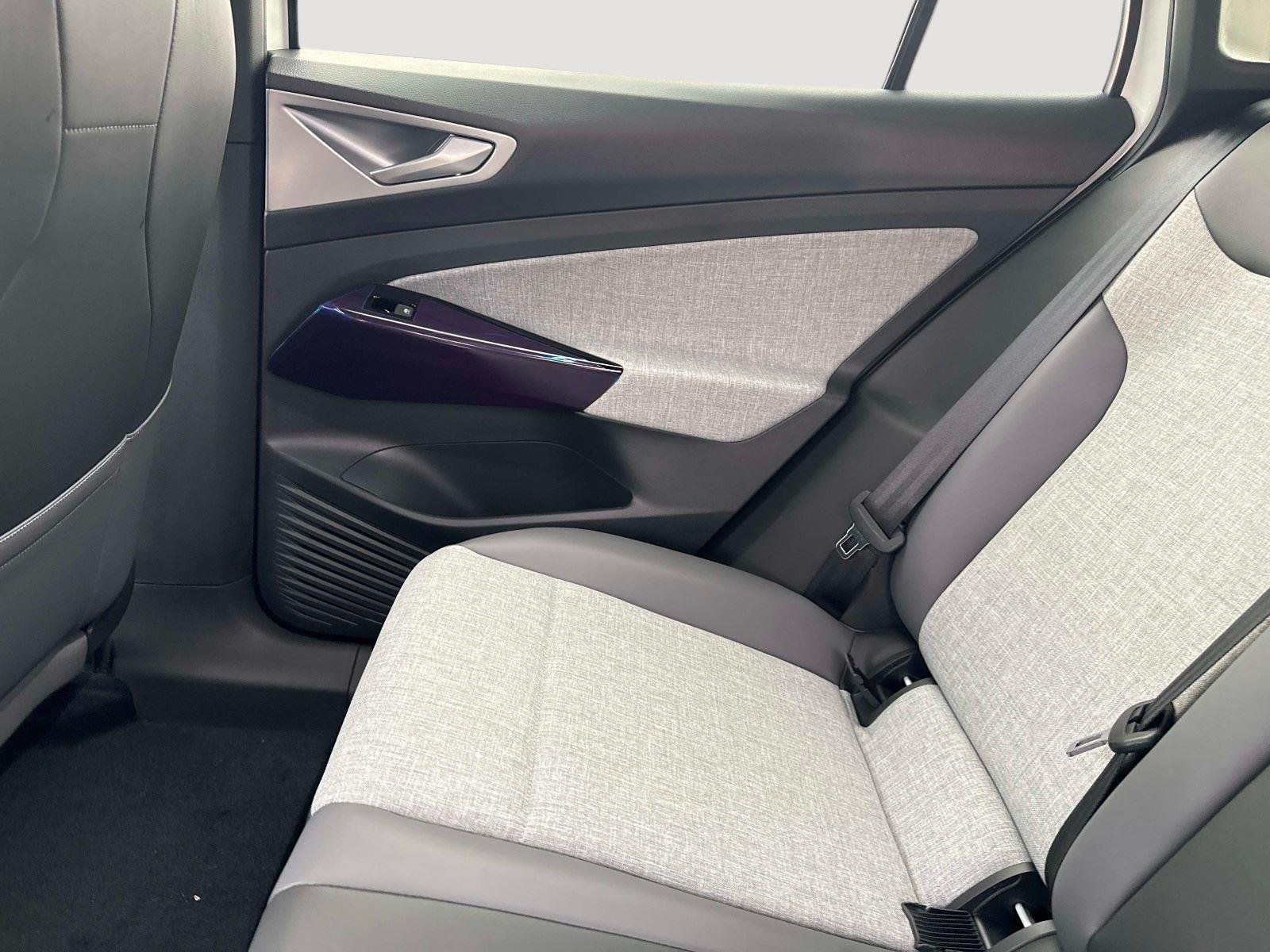 2025 Volkswagen ID.4 PRO - Photo 16