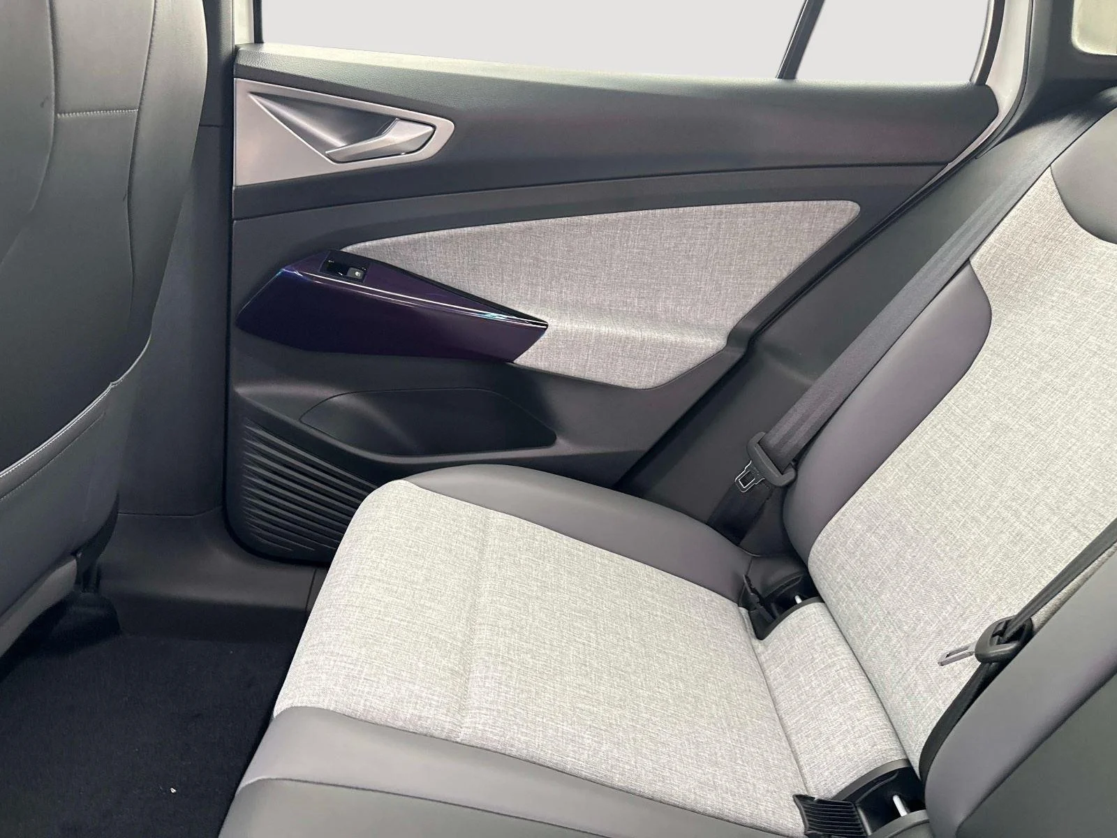 2025 Volkswagen ID.4 PRO - Photo 15