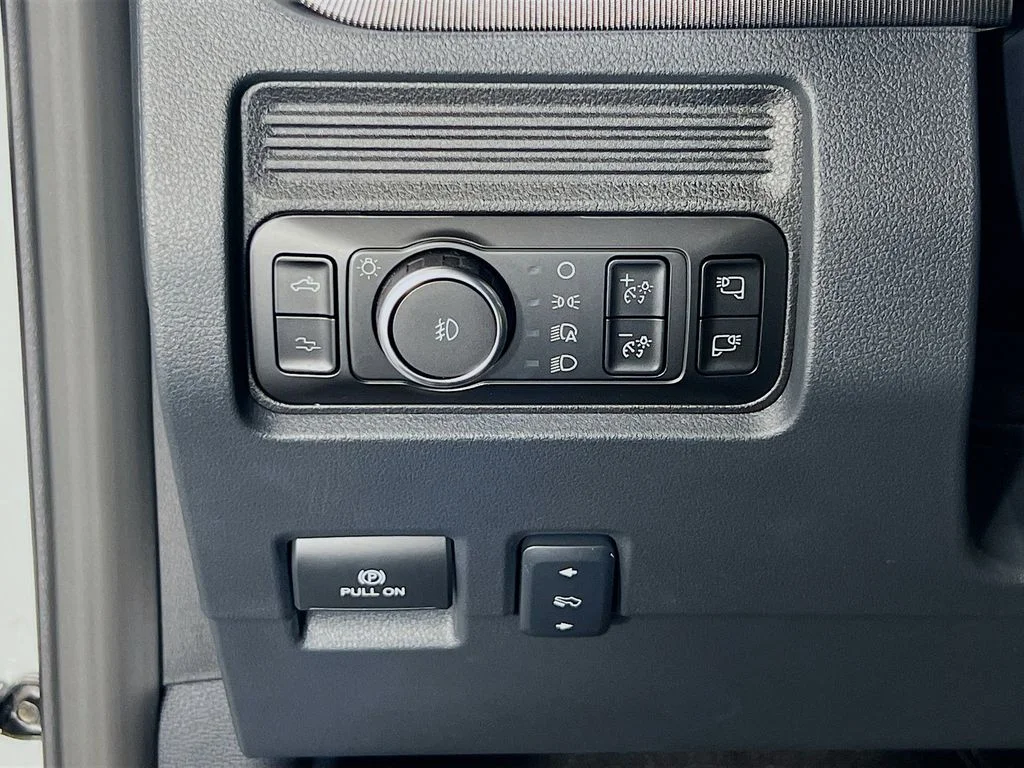 New 2026 Avalanche Ford Platinum image 19
