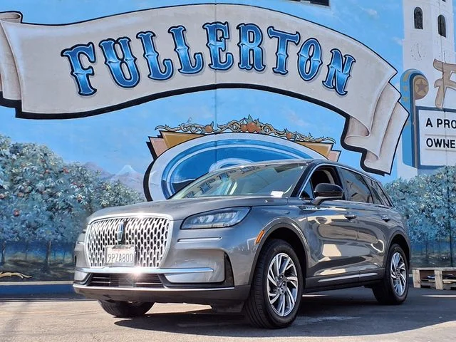 2025 Lincoln Corsair Premiere FWD's photo