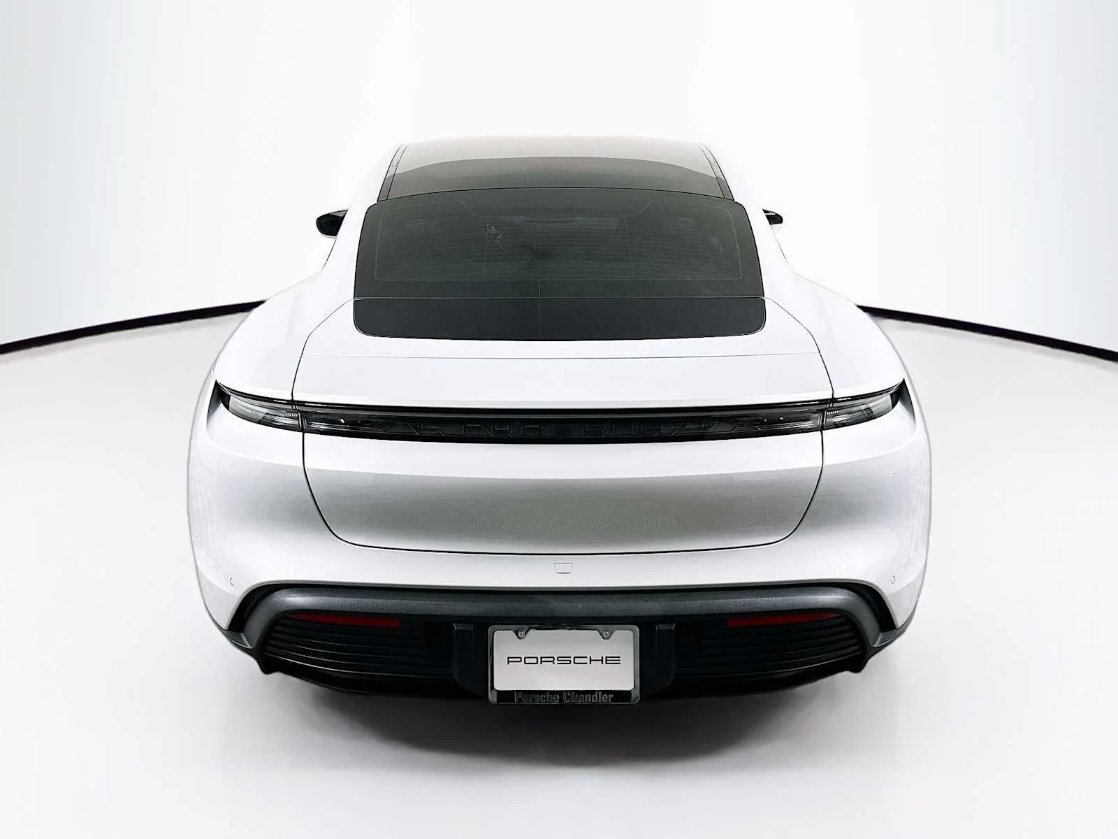 2025 Porsche Taycan Base - Photo 10