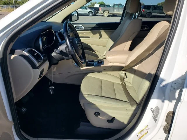 Used 2021 White Jeep Laredo E image 14
