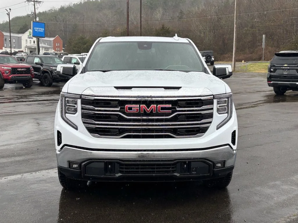 New 2026 Glacier White Tricoat GMC SLT image 5