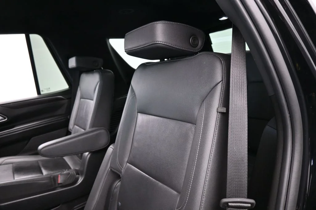 Used 2022 Black Chevrolet LT image 32
