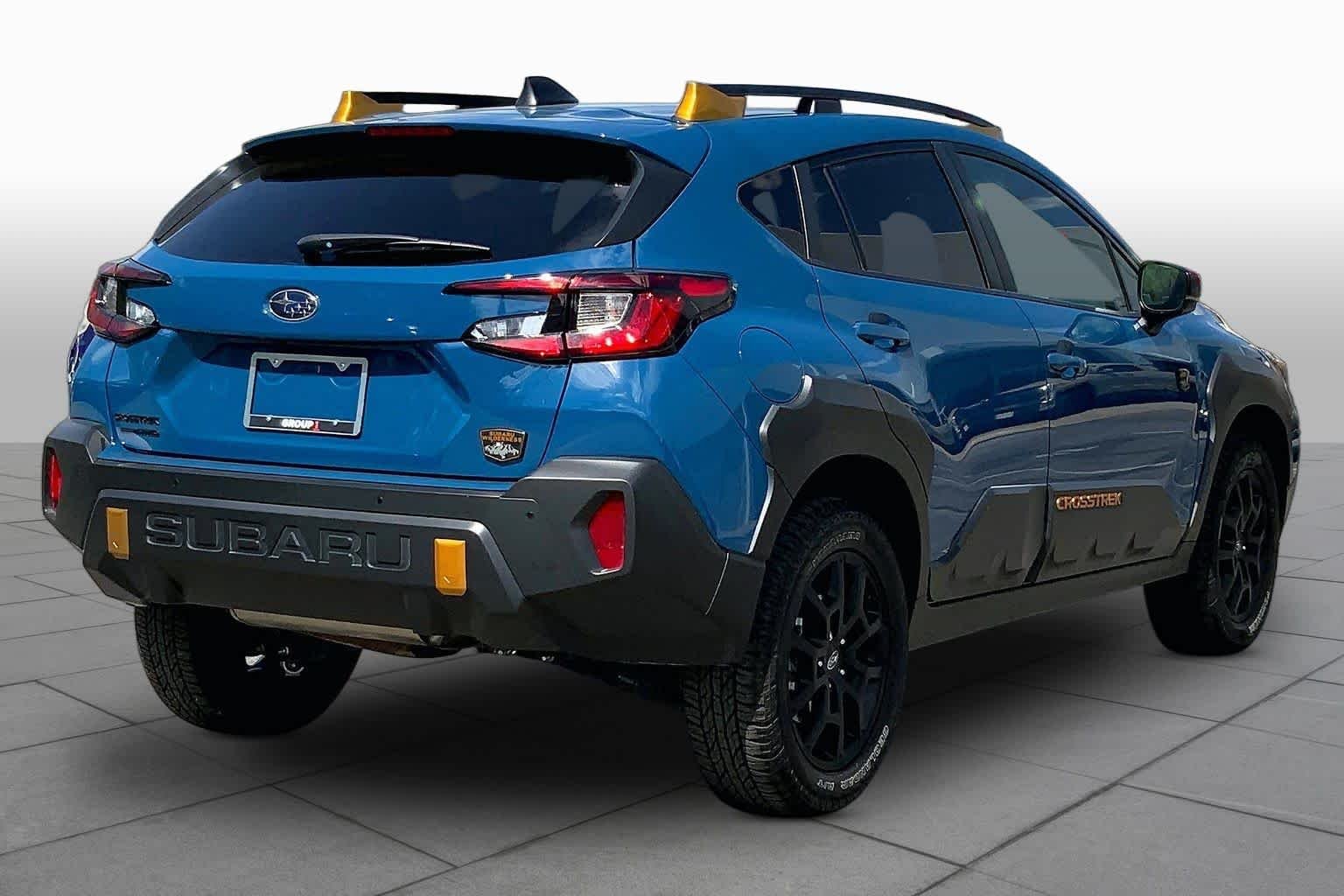 Certified Used 2025 Geyser Blue Pearl Subaru Wilderness image 11