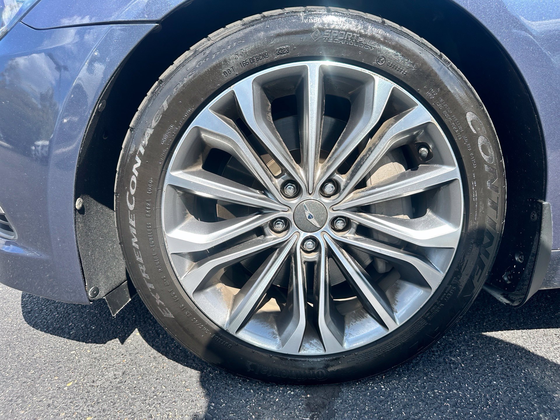 Used 2015 Blue Hyundai 3.8 image 31