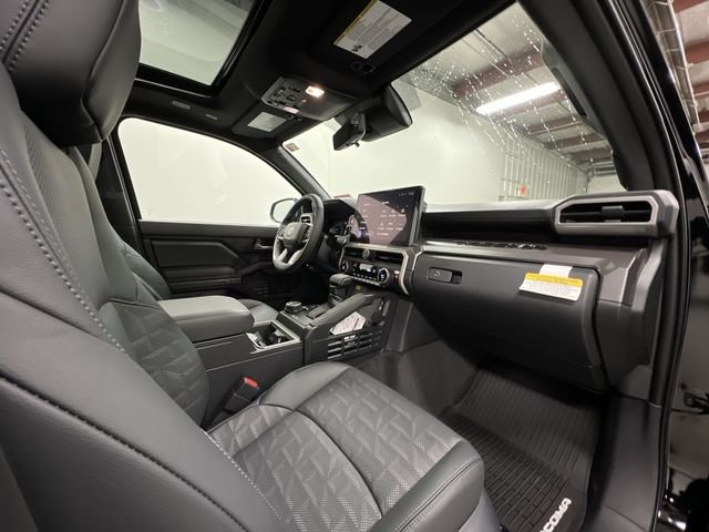 2025 Toyota Tacoma TRD Sport - Photo 28