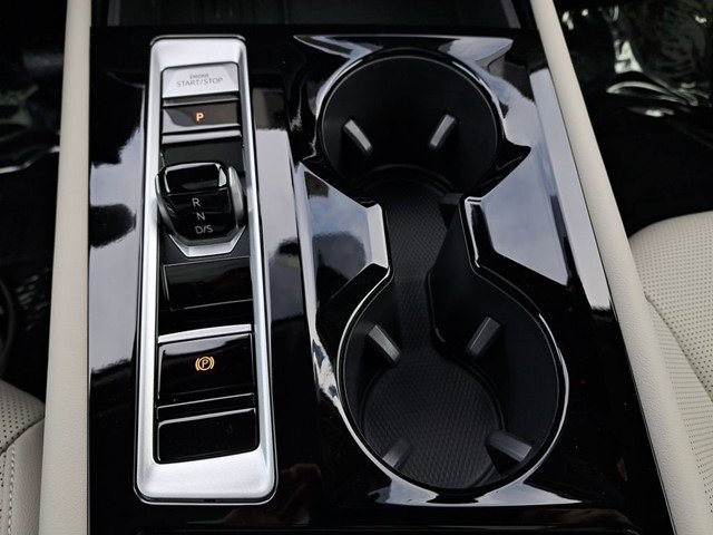 New 2025 Black Volkswagen 2.0T SEL image 25