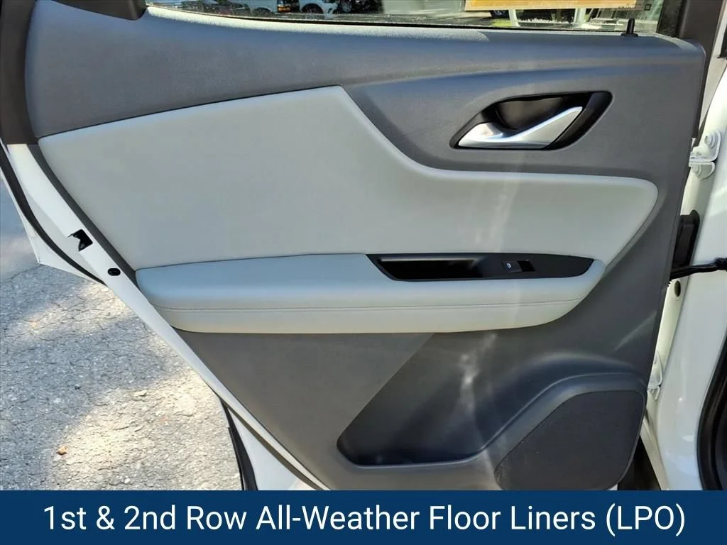Certified Used 2020 SUMMIT WHITE Chevrolet LT image 20