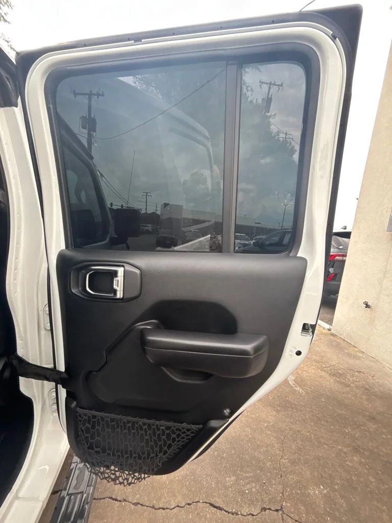 Used 2018 White Jeep Unlimited Sport S image 21