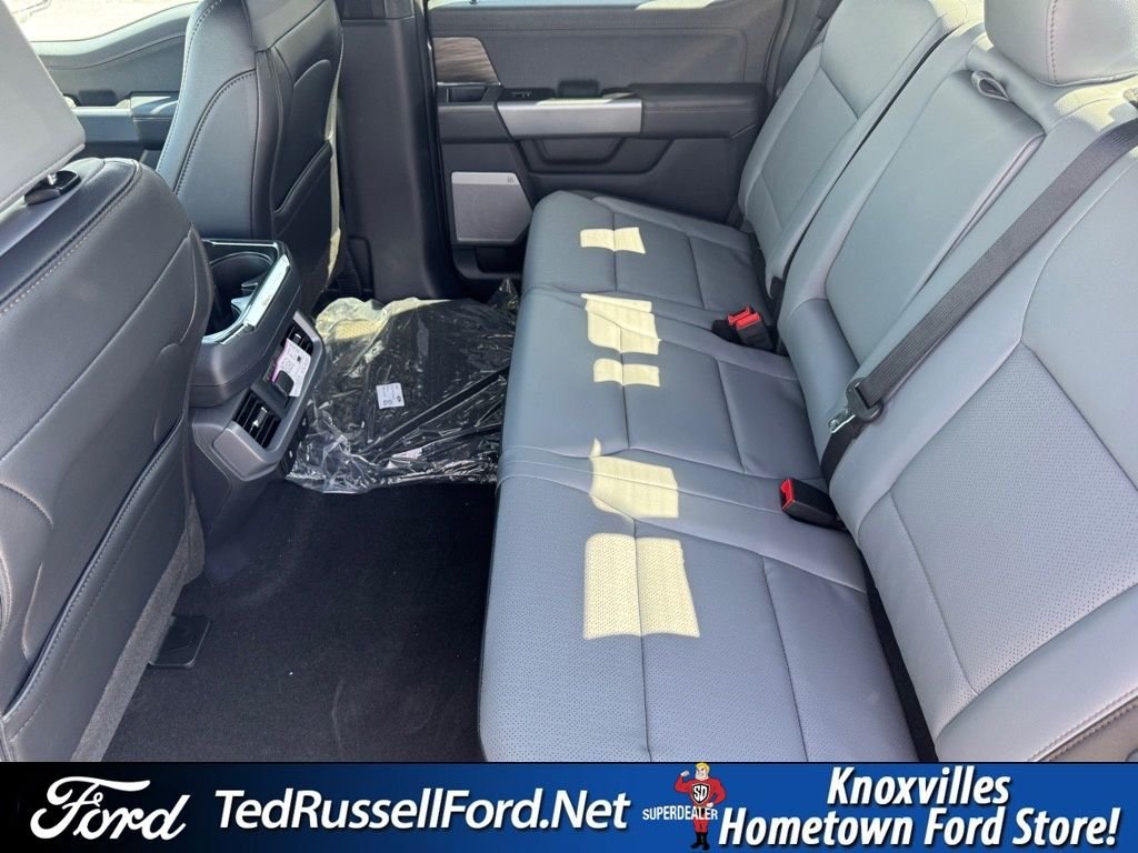 2025 Ford F-150 Lightning Lariat - Photo 11