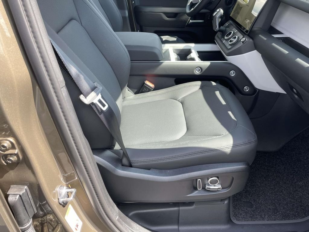 New 2026 Gondwana Stone Land Rover S image 18