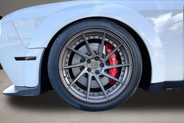 Used 2019 White Dodge R/T Scat Pack Widebody image 33