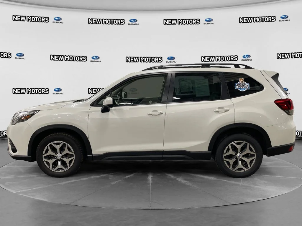 Used 2023 Crystal White Pearl Subaru Premium image 2
