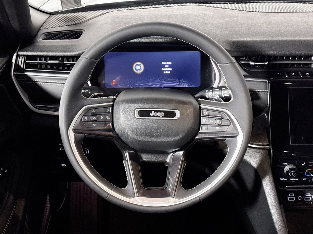 Used 2023 Gray Jeep Altitude X image 13