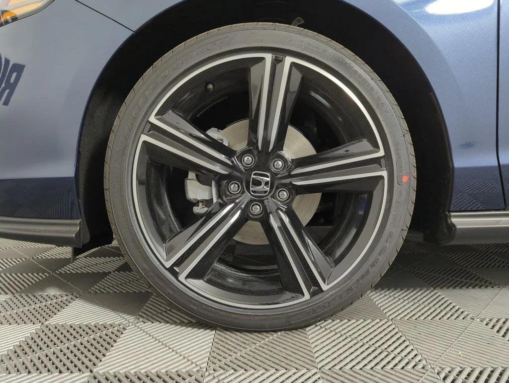 New 2026 Canyon River Blue Metallic Honda SE image 11