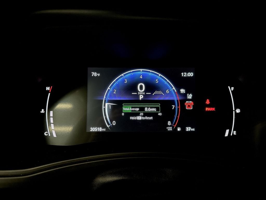 Used 2025 White Toyota XLE image 10