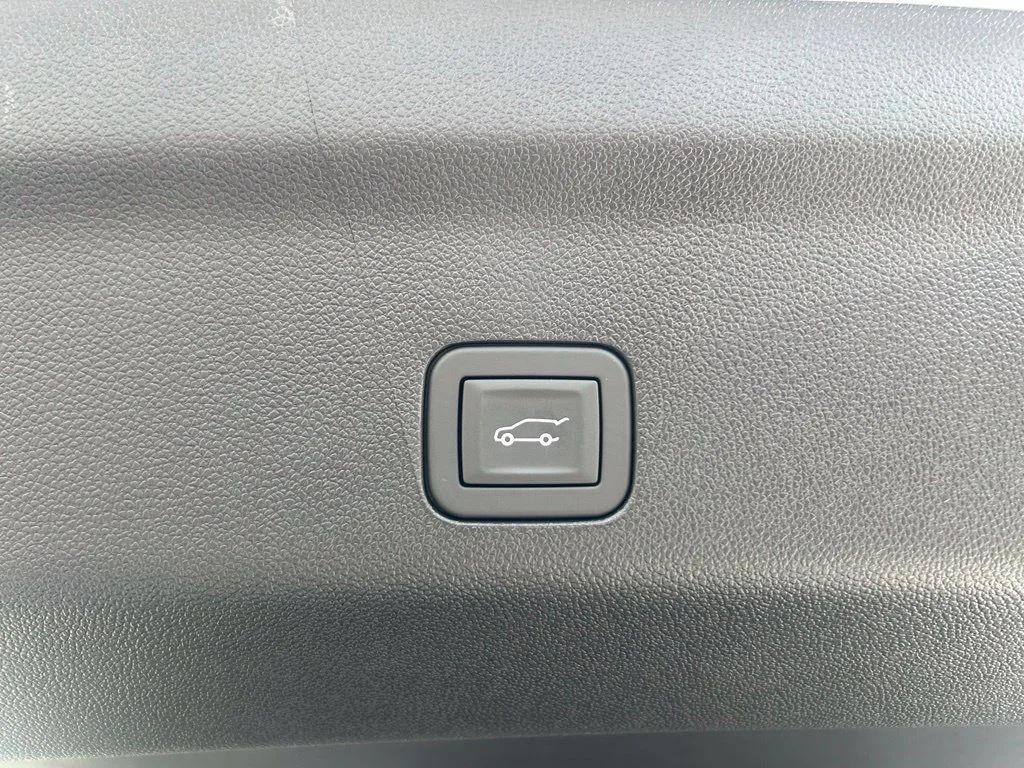 2026 Chevrolet Tahoe High Country - Photo 13