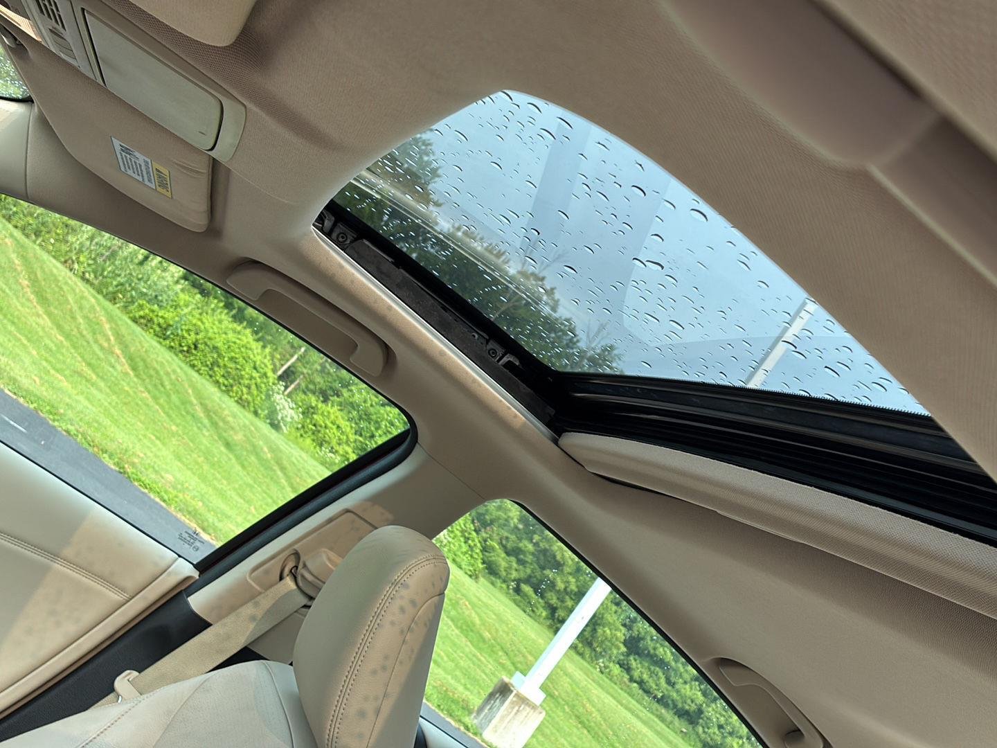 Used 2015  Honda EX-L image 10