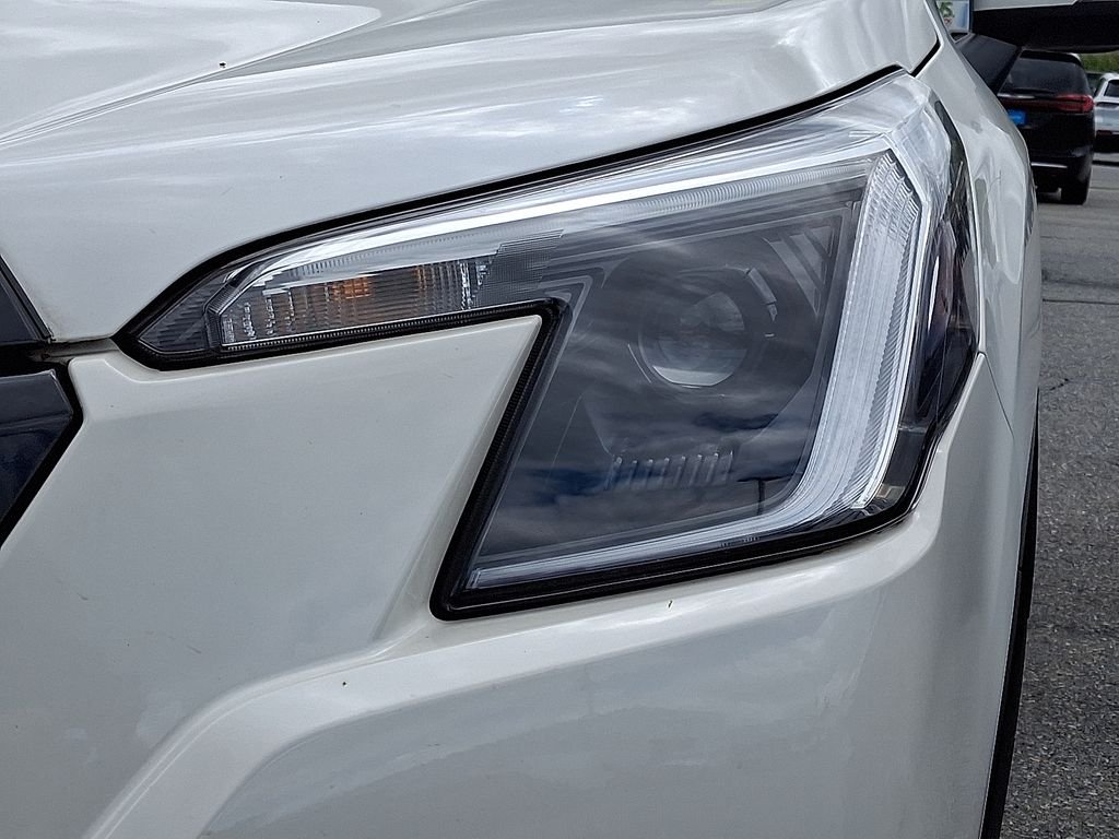 Used 2023 White Subaru Limited image 8