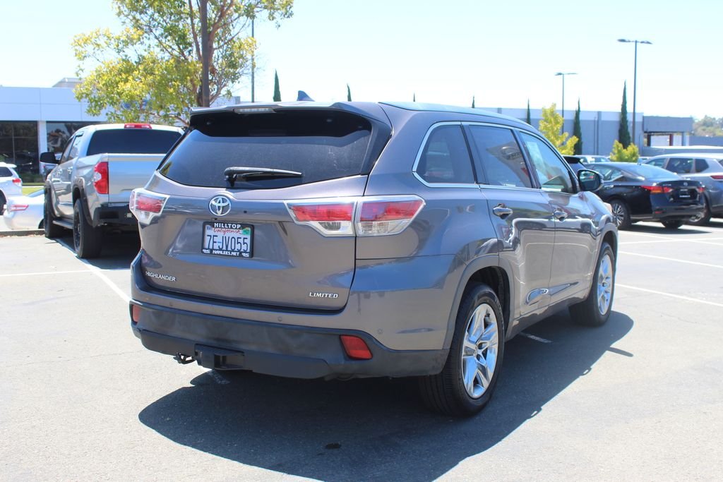 Used 2014 Gray Toyota Limited image 7