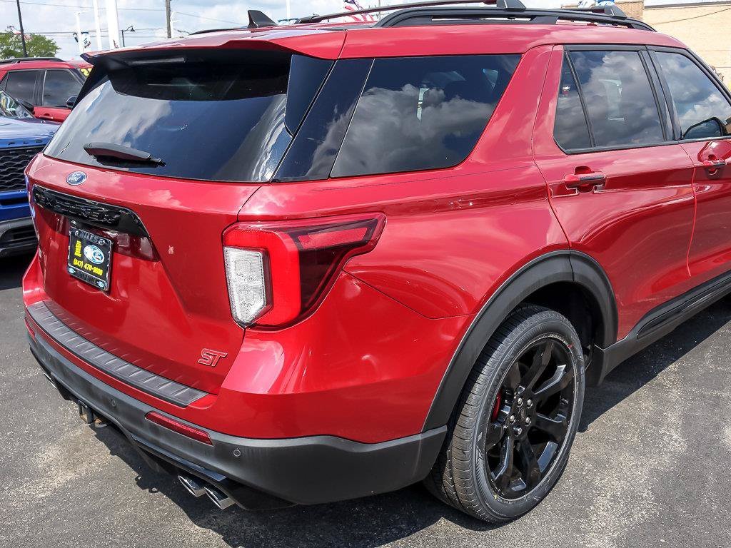 Used 2022 Red Metallic Ford ST image 9