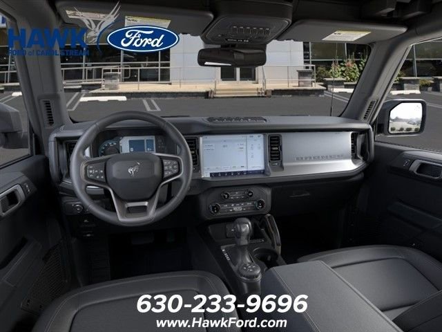 New 2025 Oxford White Ford Badlands® image 9