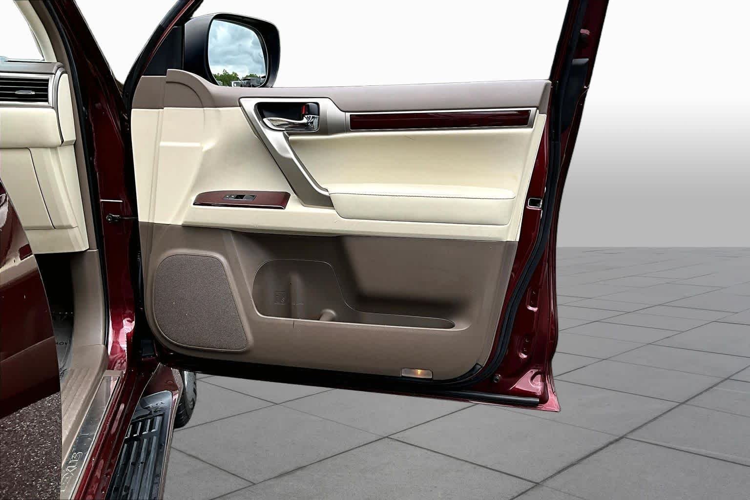 Used 2019 Claret Mica Lexus Premium image 23