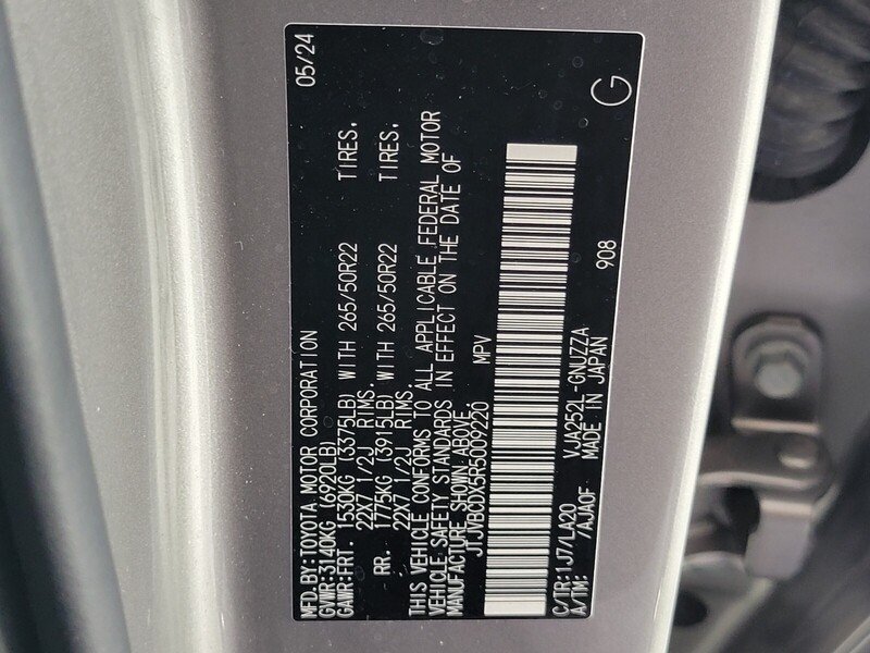2024 Lexus GX Luxury - Photo 19