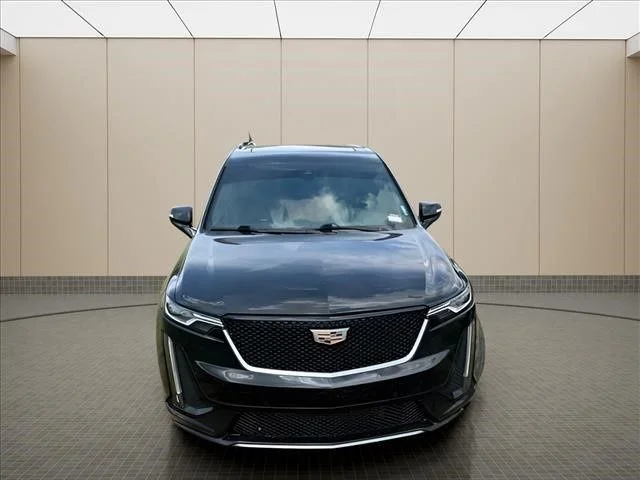 Used 2020 Black Cadillac Sport image 5
