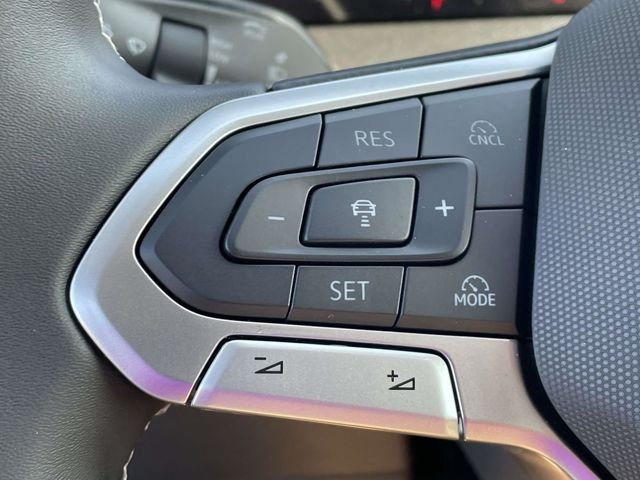 New 2026 White Volkswagen 2.0T S image 18