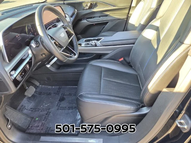 Used 2024 Green Cadillac Luxury image 11