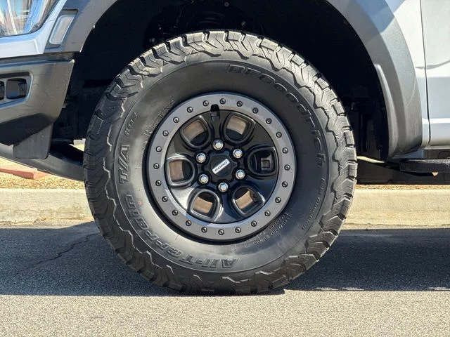 Used 2023 White Ford Raptor image 25