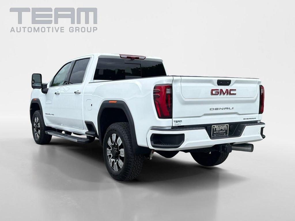 Used 2025 White GMC Denali image 5