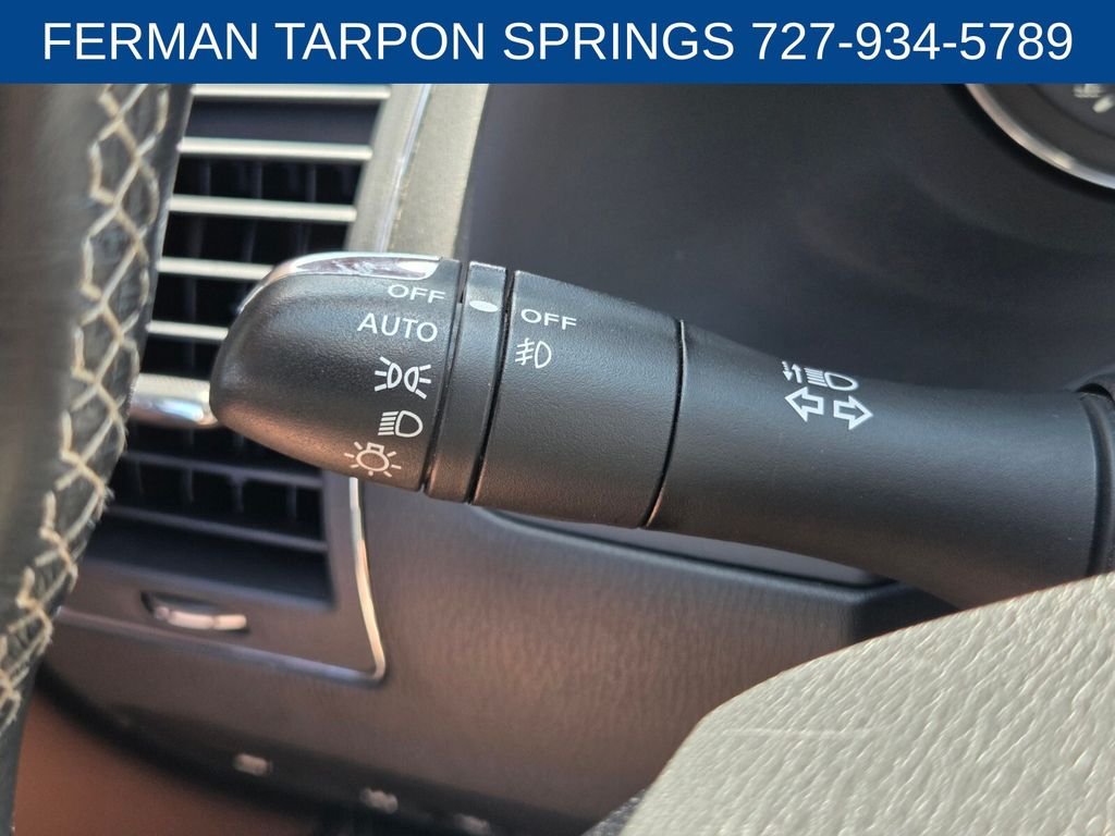 Used 2023 Gray INFINITI Premium Select image 35